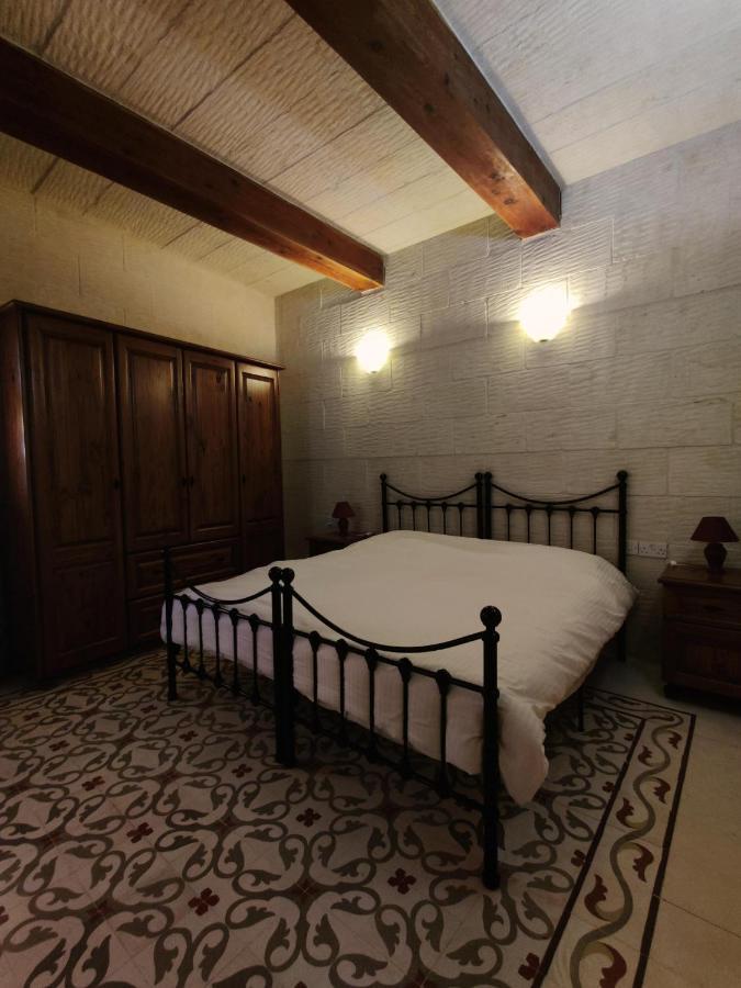 Rosehill Bed And Breakfast Xagħra Esterno foto